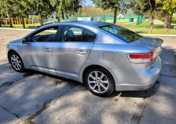 Toyota Avensis cena 20400 przebieg: 126000, rok produkcji 2009 z Czarnków małe 46